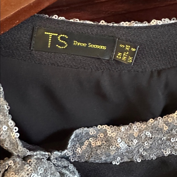 TS Three Seasons Women's Size Small Black Blouse with Silver Sequin Box Accents - Picture 4 of 5